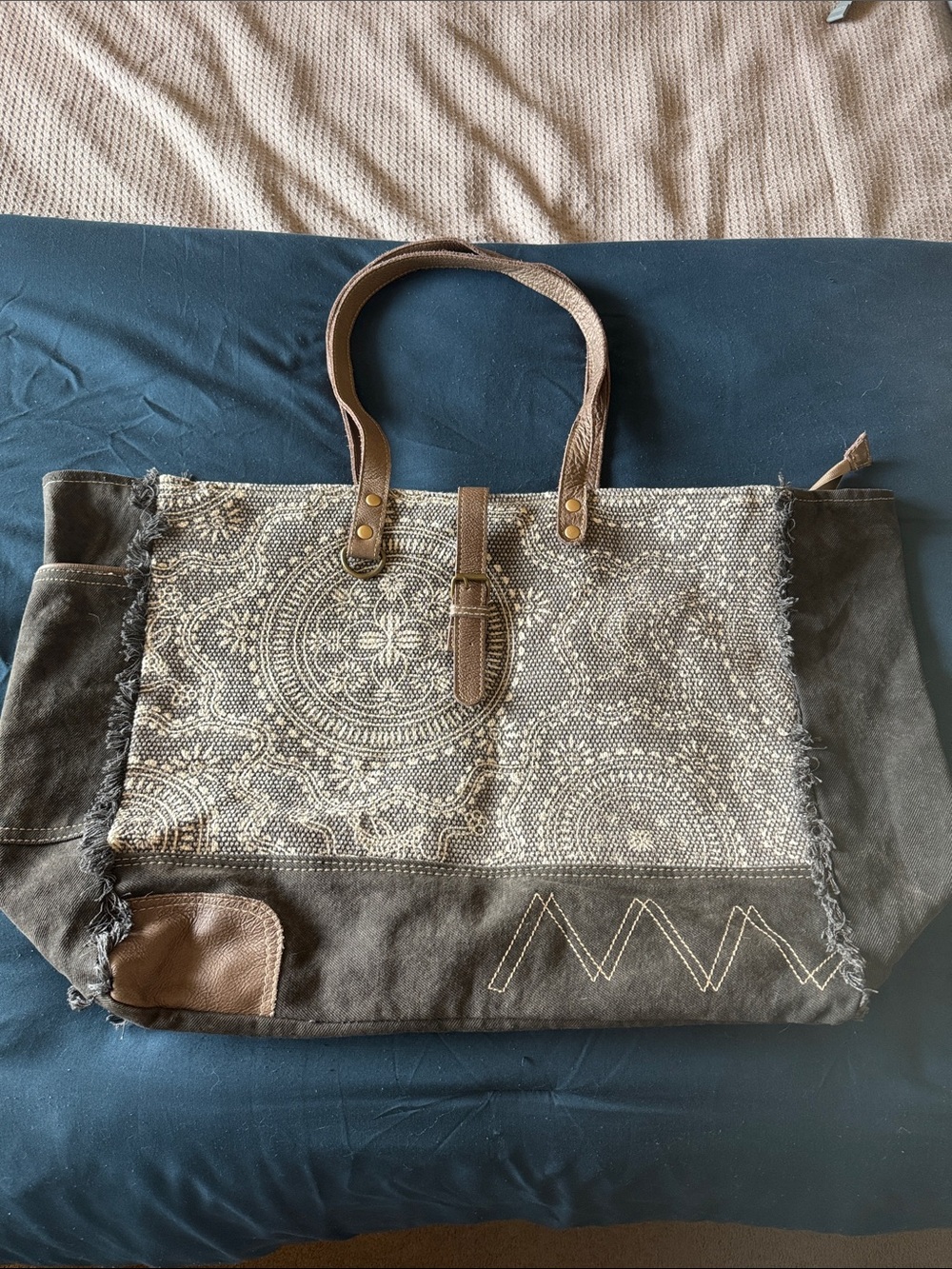 Myra Boho Weekender Bag - like new condition!
